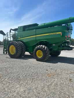 2024 John Deere S780 Image