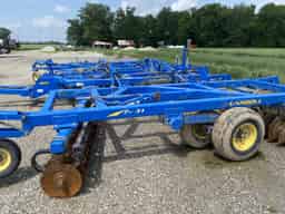 2011 Landoll 7431 Image