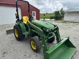 2022 John Deere 3032E Image