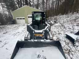 2024 John Deere 325G Image