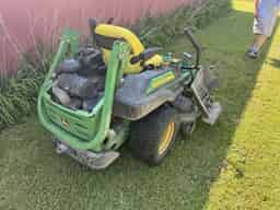 2015 John Deere Z930M Image
