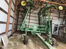 2007 John Deere 2210 Image