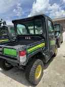 2024 John Deere XUV 835M Image