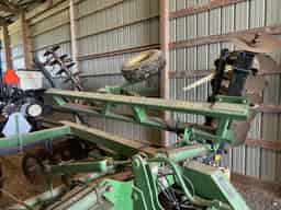 1989 John Deere 630 Image