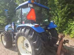 2006 New Holland TL90A Image
