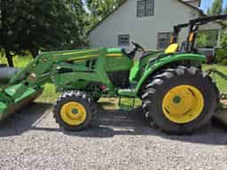 2022 John Deere 4052M Image
