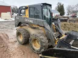 2015 John Deere 326E Image