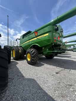 2024 John Deere S780 Image