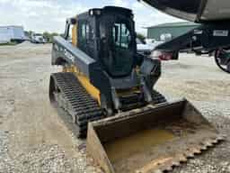 2017 John Deere 333G Image