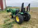 2015 John Deere 2032R Image