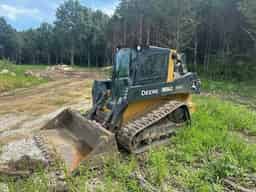2022 John Deere 325G Image