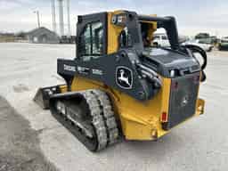 2022 John Deere 325G Image