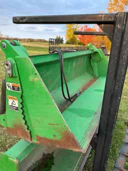 2012 Frontier AY11E Image