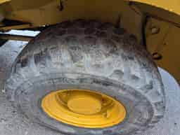 2010 John Deere 244J Image