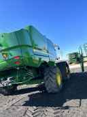 2016 John Deere S680 Image