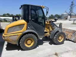 2018 John Deere 204L Image