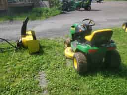 2006 John Deere 125 Image