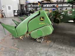 2010 John Deere 608C Image