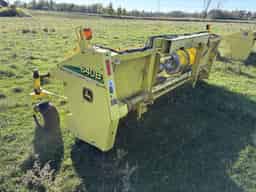 2007 John Deere 640B Image