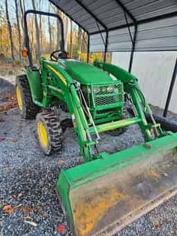 2007 John Deere 3720 Image