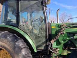 2013 John Deere 5083E Image