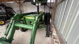 1979 John Deere 2240 Image