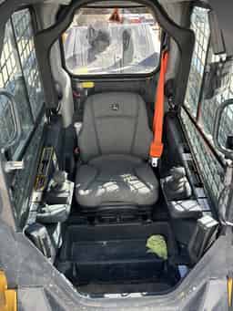 2023 John Deere 333G Image