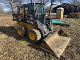 2022 John Deere 324G Image