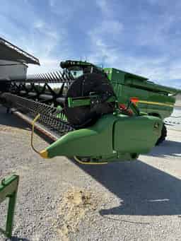 2018 John Deere 640FD Image