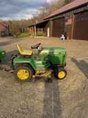 1990 John Deere 322 Image