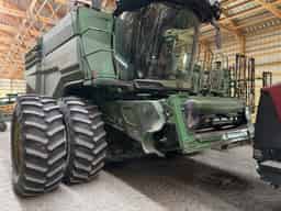 2022 John Deere X9 1000 Image