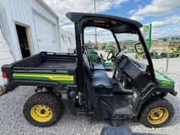 2024 John Deere XUV 835M Image