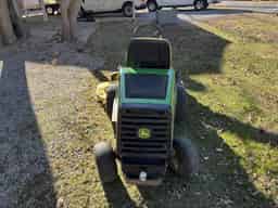 2005 John Deere F725 Image