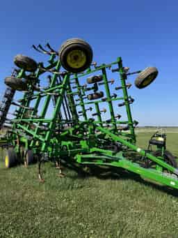 2023 John Deere 2230 Image