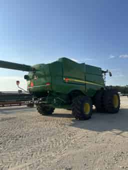 2019 John Deere S780 Image
