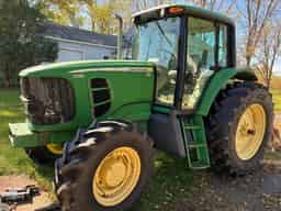 2009 John Deere 7130 Image