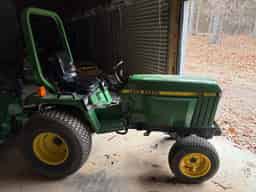 1997 John Deere 855 Image