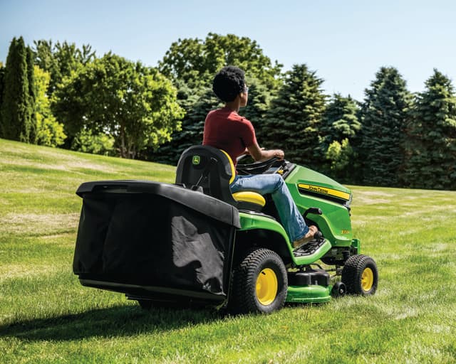 john deere lawn tractor