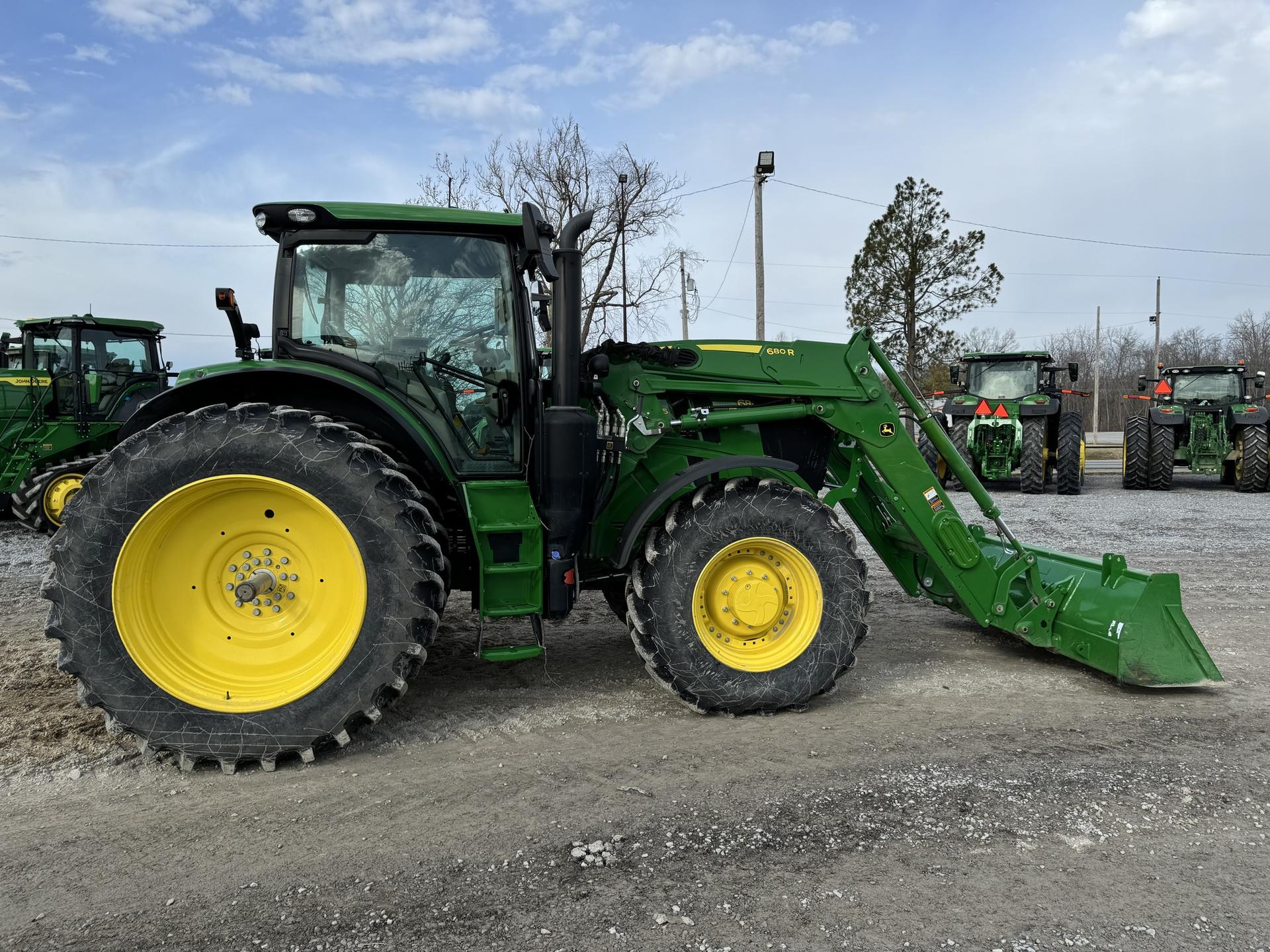 2023 John Deere 6R 175 Image