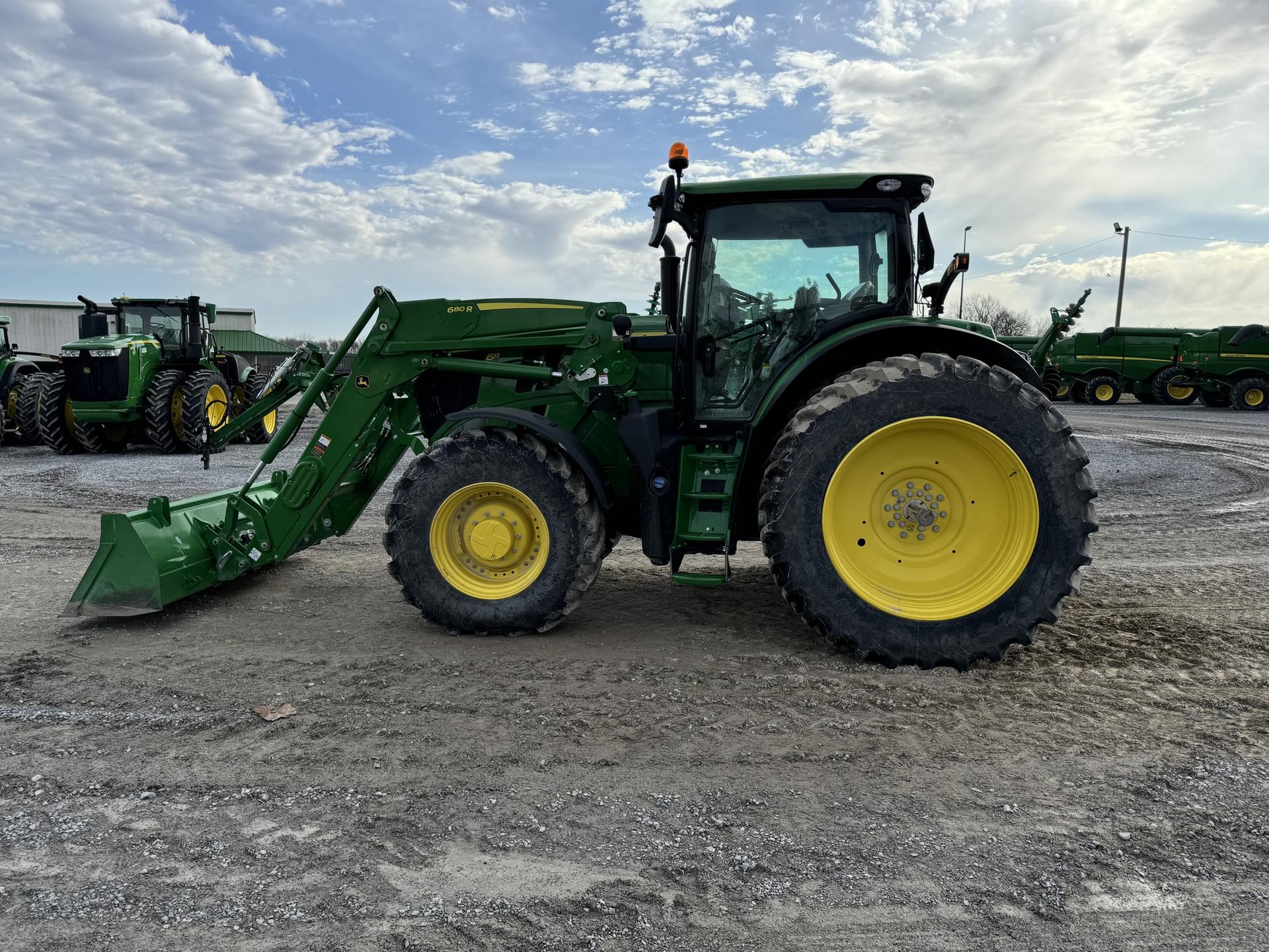 2023 John Deere 6R 175 Image