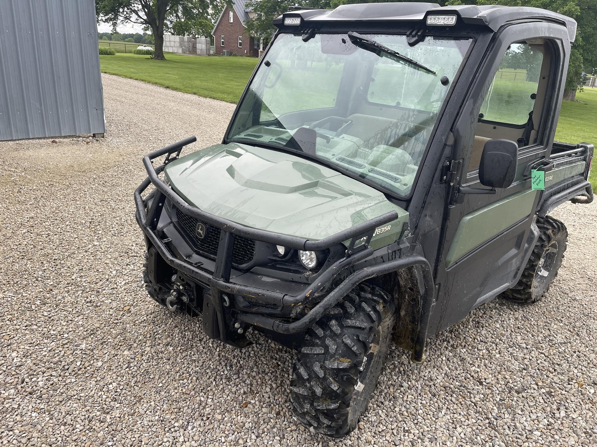 2021 John Deere XUV 835R Image