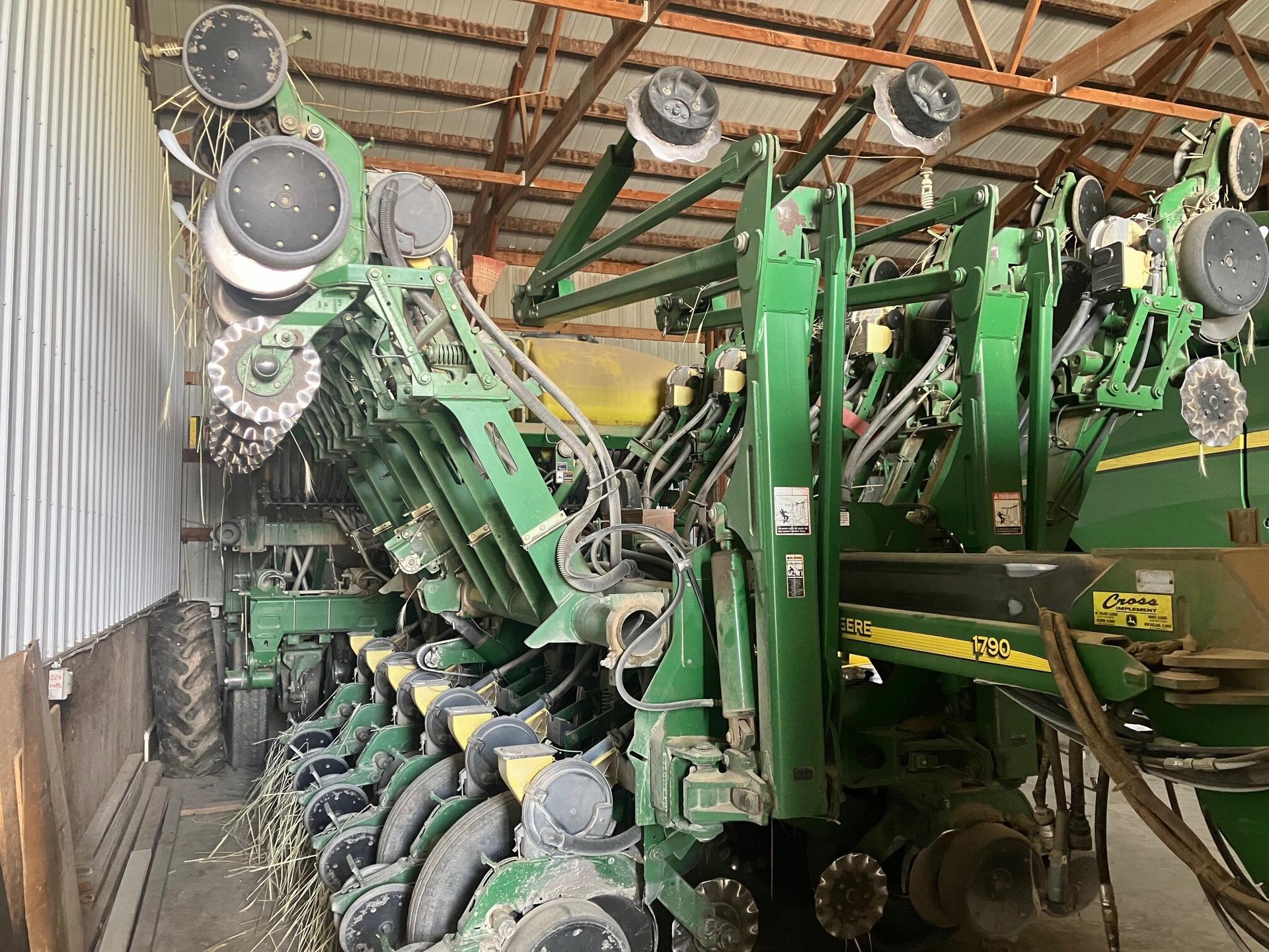 2003 John Deere 1790 Image