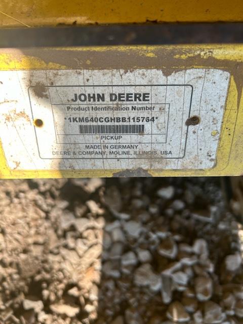 2011 John Deere 640C Image
