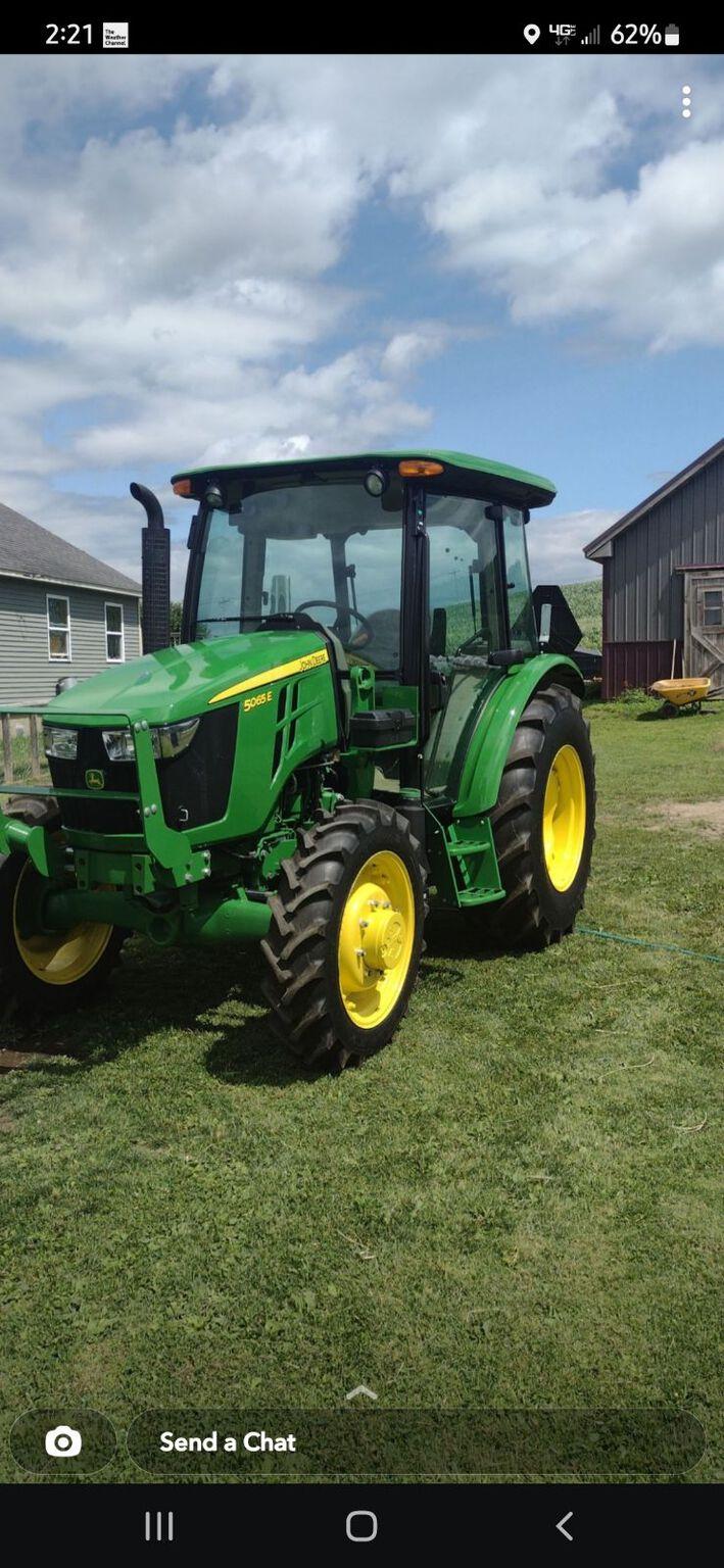 2021 John Deere 5065E Image