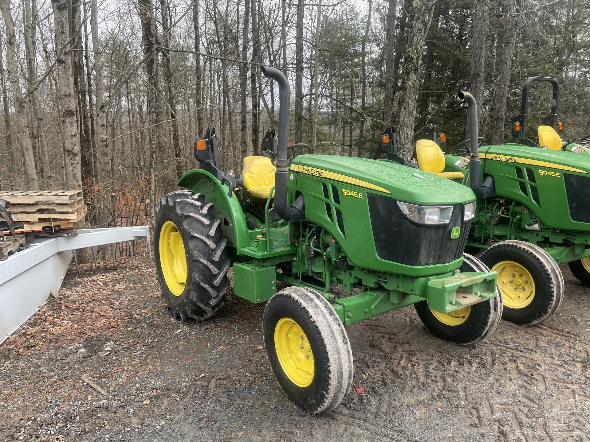 2019 John Deere 5045E Image