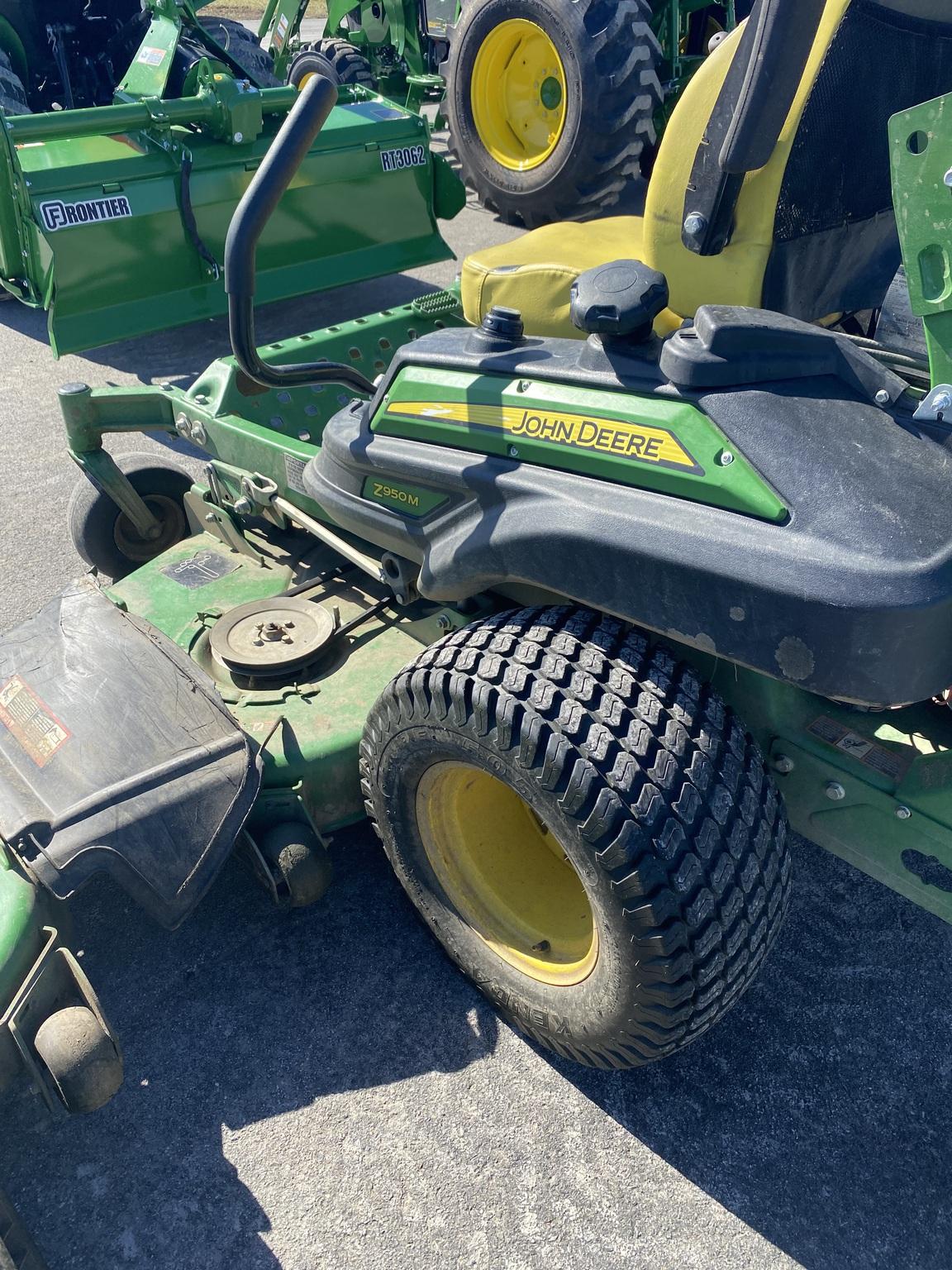 2022 John Deere Z950M Image