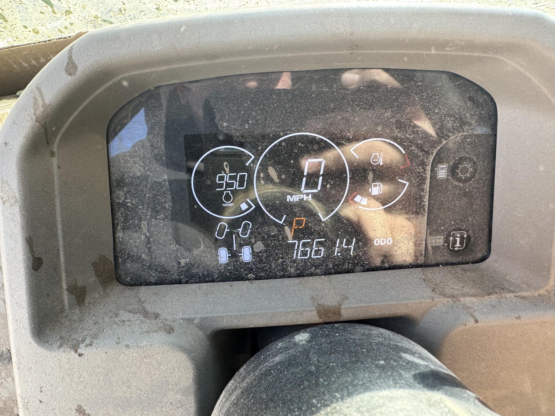 2024 John Deere XUV 835R Image