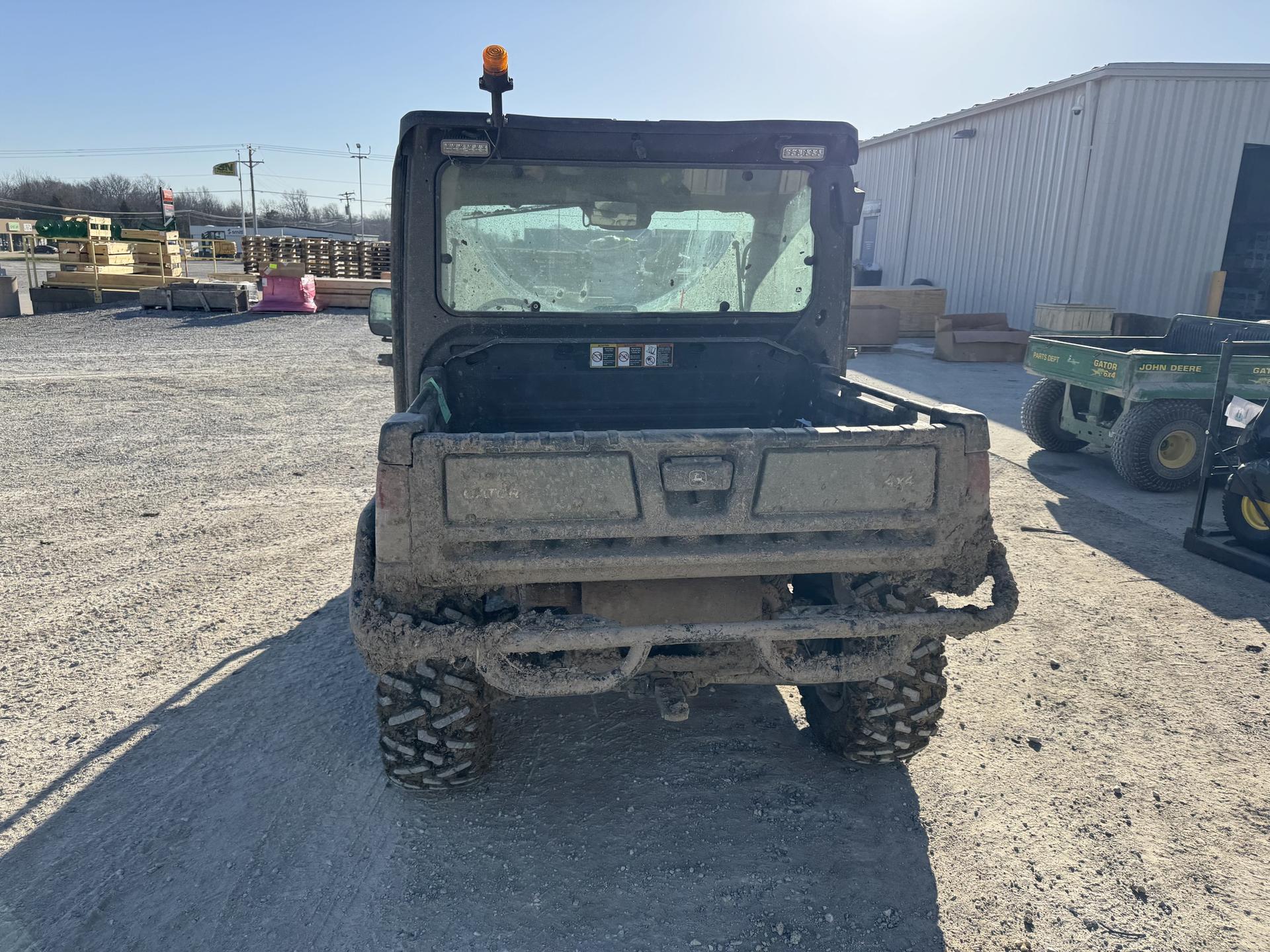 2024 John Deere XUV 835R Image