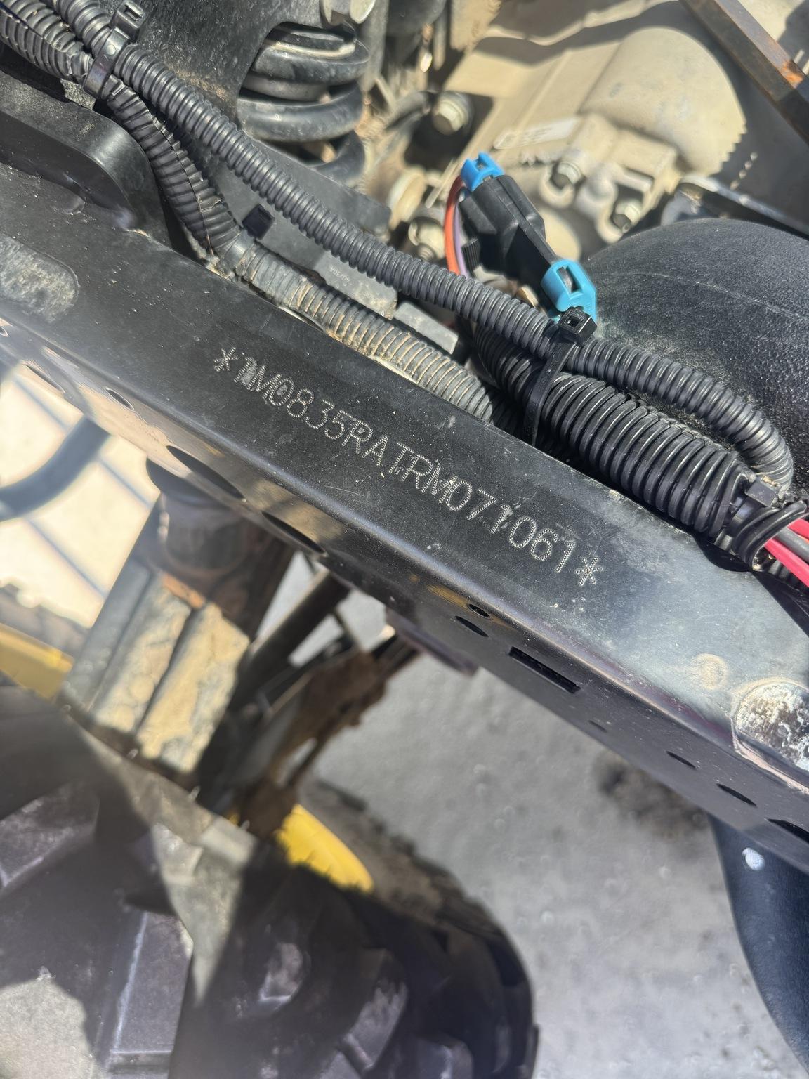 2024 John Deere XUV 835R Image