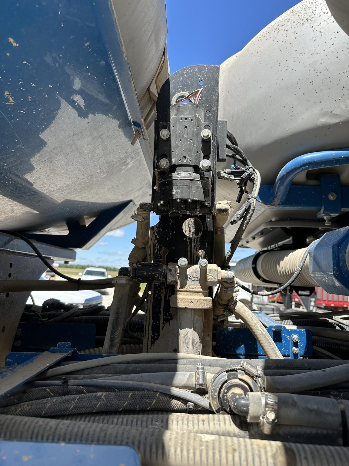 2015 Kinze 4900 Image